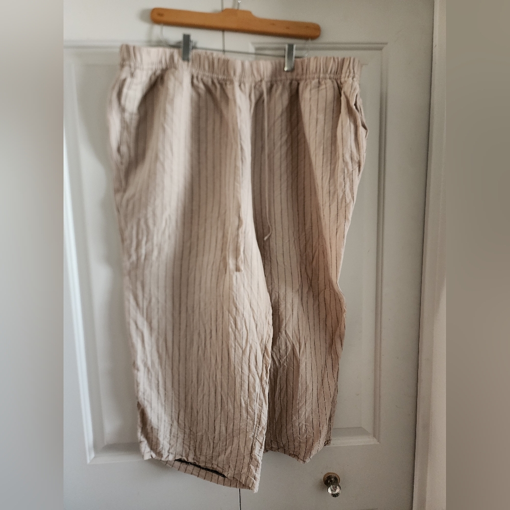Women's Tan Striped Cropped Pants
